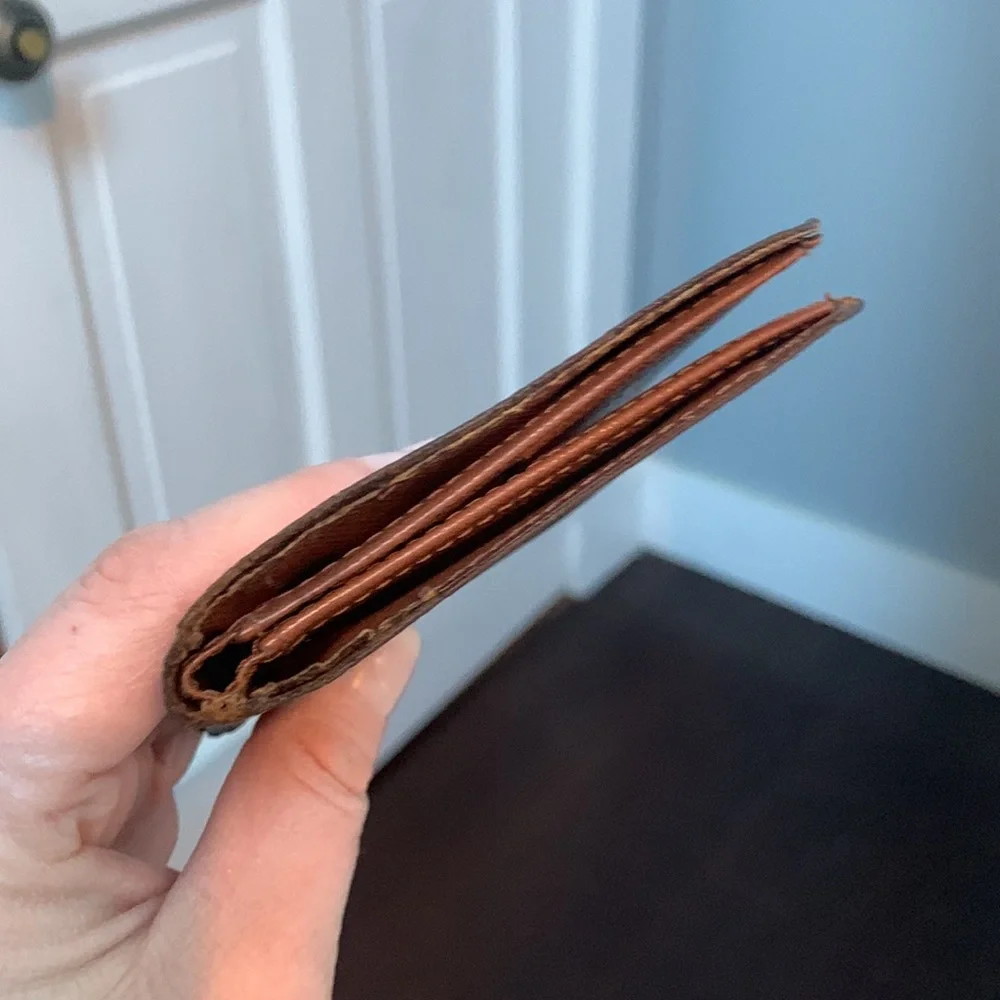 1998 authentic Louis Vuitton card holder / men’s wallet